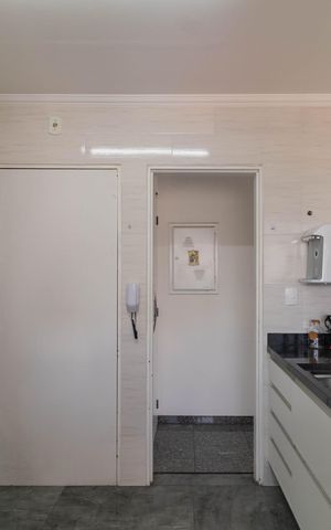 Apartamento à venda com 112m², 2 quartos e 2 vagas Apartamento à venda com 112m², 2 quartos e 2 vagasCozinha