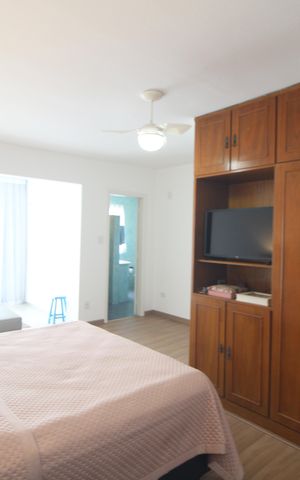 Casa à venda com 459m², 4 quartos e 3 vagasSuíte 4