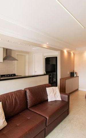 Apartamento à venda com 185m², 3 quartos e 3 vagas Apartamento à venda com 185m², 3 quartos e 3 vagasSala