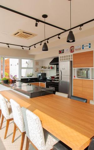 Apartamento à venda com 185m², 3 quartos e 3 vagas Apartamento à venda com 185m², 3 quartos e 3 vagasVaranda