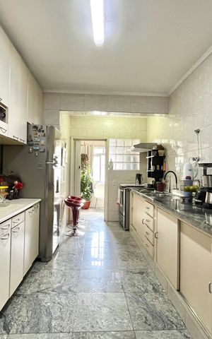 Apartamento à venda com 79m², 2 quartos e 1 vagaCozinha