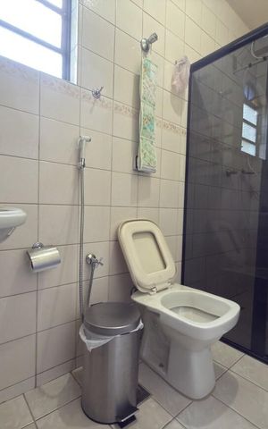 Casa à venda com 380m², 4 quartos e 5 vagas