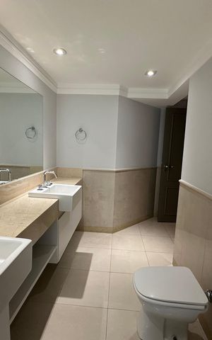 Apartamento à venda com 290m², 3 quartos e 4 vagas Apartamento à venda com 290m², 3 quartos e 4 vagasBanheiro da Suíte 3