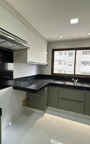 Apartamento à venda com 290m², 3 quartos e 4 vagas Apartamento à venda com 290m², 3 quartos e 4 vagasCozinha