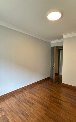 Apartamento à venda com 290m², 3 quartos e 4 vagas Apartamento à venda com 290m², 3 quartos e 4 vagasSuíte 1