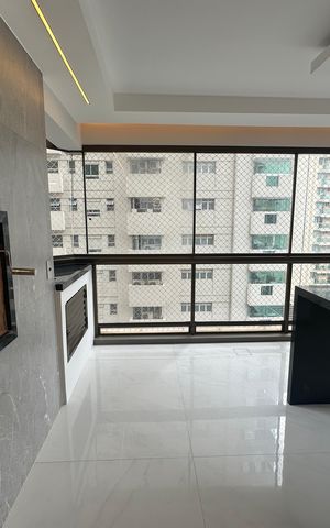 Apartamento à venda com 290m², 3 quartos e 4 vagas Apartamento à venda com 290m², 3 quartos e 4 vagasChurrasqueira