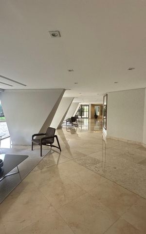 Apartamento à venda com 290m², 3 quartos e 4 vagas Apartamento à venda com 290m², 3 quartos e 4 vagasÁrea comum
