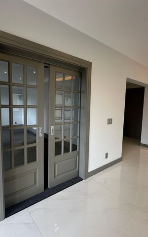 Apartamento à venda com 290m², 3 quartos e 4 vagas Apartamento à venda com 290m², 3 quartos e 4 vagasSala de TV