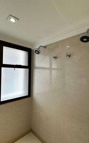 Apartamento à venda com 290m², 3 quartos e 4 vagas Apartamento à venda com 290m², 3 quartos e 4 vagasBanheiro da Suíte 3