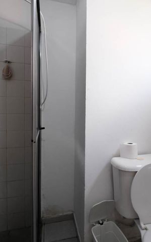 Apartamento à venda com 46m², 2 quartos e sem vagaBanheiro