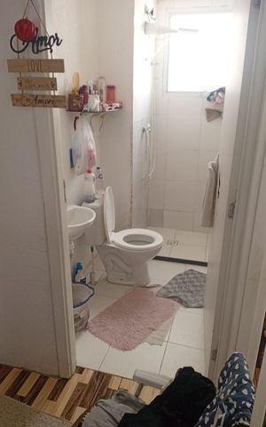 Apartamento à venda com 47m², 2 quartos e 1 vaga Apartamento à venda com 47m², 2 quartos e 1 vagaBanheiro