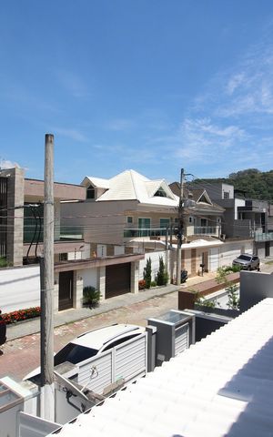 Casa de condomínio à venda com 100m², 3 quartos e 1 vagaQuarto 3 - Vista