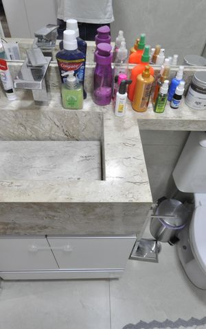 Apartamento à venda com 60m², 2 quartos e 1 vagaBanheiro Social