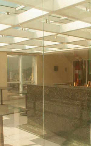 Apartamento para alugar com 31m², 1 quarto e 1 vaga Apartamento para alugar com 31m², 1 quarto e 1 vagaÁrea comum - Restaurante