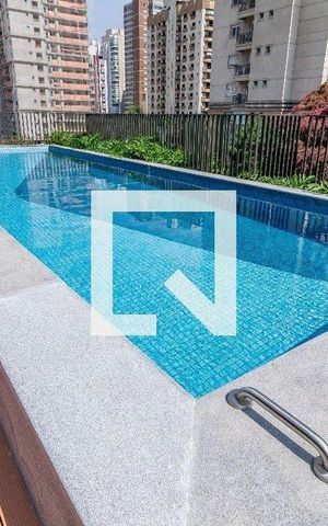 Studio à venda com 26m², 1 quarto e sem vaga Studio à venda com 26m², 1 quarto e sem vagaÁrea comum - Piscina