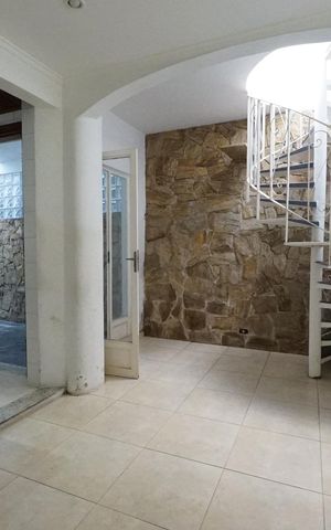 Casa para alugar com 140m², 3 quartos e sem vagaCozinha