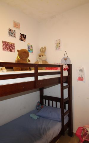 Casa à venda com 80m², 2 quartos e 2 vagasQuarto 1