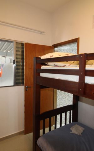 Casa à venda com 80m², 2 quartos e 2 vagasQuarto 1