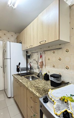 Apartamento à venda com 70m², 2 quartos e 3 vagas Apartamento à venda com 70m², 2 quartos e 3 vagasCozinha
