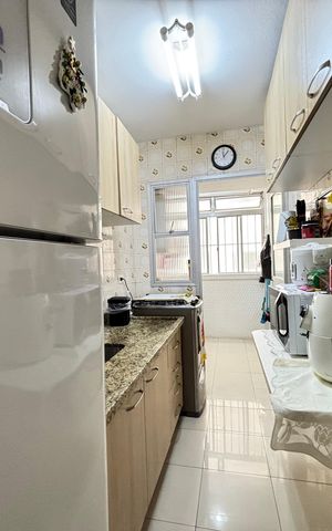 Apartamento à venda com 70m², 2 quartos e 3 vagas Apartamento à venda com 70m², 2 quartos e 3 vagasCozinha