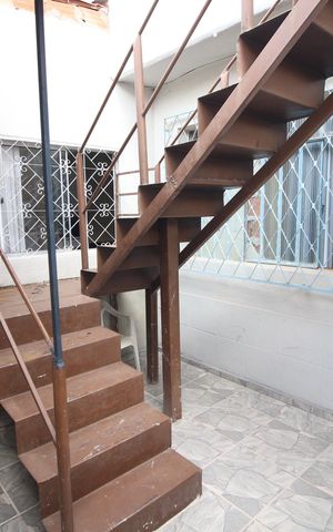 Casa à venda com 390m², 3 quartos e 2 vagasQuintal