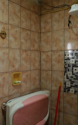 Casa à venda com 250m², 3 quartos e 3 vagasBanheiro