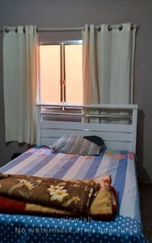 Casa à venda com 200m², 5 quartos e 6 vagas Casa à venda com 200m², 5 quartos e 6 vagasQuarto