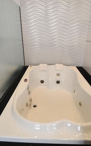 Casa de condomínio à venda com 410m², 4 quartos e 2 vagasBanheiro Suíte