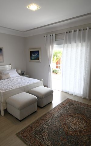 Casa de condomínio à venda com 410m², 4 quartos e 2 vagasQuarto 3 - Suíte 