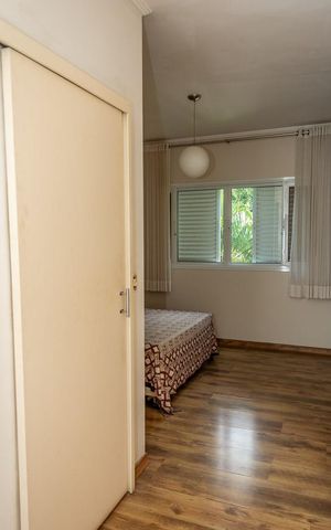 Casa para alugar com 441m², 3 quartos e 4 vagas Casa para alugar com 441m², 3 quartos e 4 vagasSuíte 1
