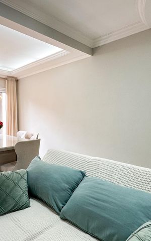 Casa de condomínio à venda com 90m², 2 quartos e 2 vagas Casa de condomínio à venda com 90m², 2 quartos e 2 vagasSala