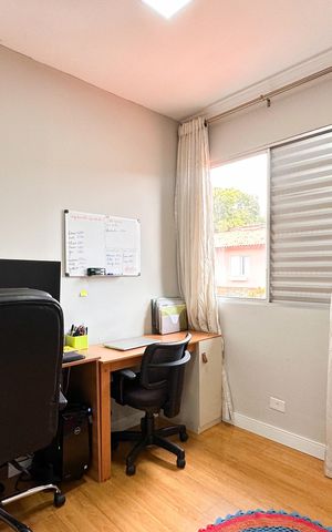 Casa de condomínio à venda com 90m², 2 quartos e 2 vagas Casa de condomínio à venda com 90m², 2 quartos e 2 vagasQuarto 1