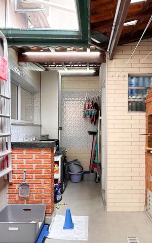 Casa de condomínio à venda com 90m², 2 quartos e 2 vagas Casa de condomínio à venda com 90m², 2 quartos e 2 vagasÁrea gourmet