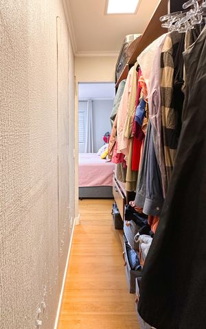 Casa de condomínio à venda com 90m², 2 quartos e 2 vagas Casa de condomínio à venda com 90m², 2 quartos e 2 vagasCloset do quarto 2