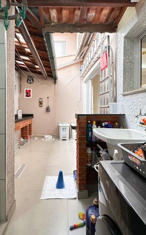 Casa de condomínio à venda com 90m², 2 quartos e 2 vagas Casa de condomínio à venda com 90m², 2 quartos e 2 vagasÁrea de Serviço