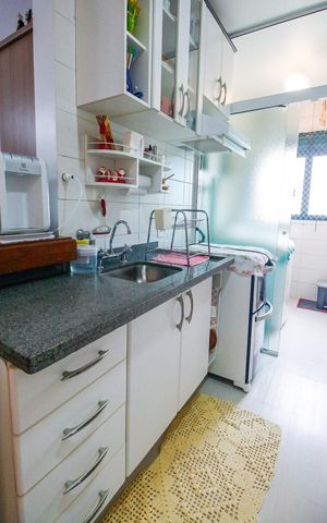 Apartamento à venda com 75m², 3 quartos e 2 vagasCozinha