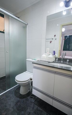 Apartamento à venda com 75m², 3 quartos e 2 vagasBanheiro da Suíte