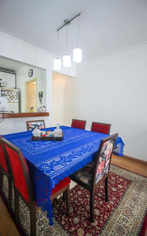 Apartamento à venda com 75m², 3 quartos e 2 vagasSala