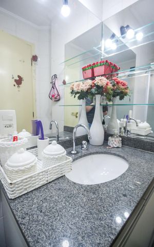 Apartamento à venda com 75m², 3 quartos e 2 vagasBanheiro da Suíte