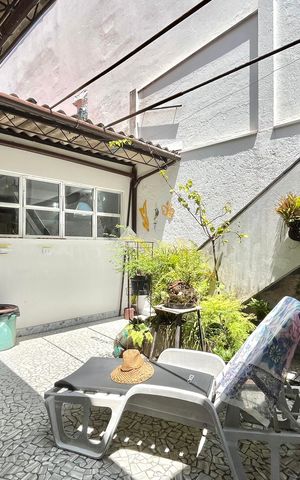 Casa à venda com 423m², 4 quartos e 2 vagas Casa à venda com 423m², 4 quartos e 2 vagasQuintal