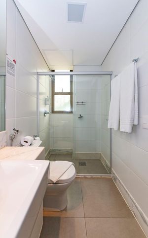 Apartamento à venda com 62m², 1 quarto e 1 vaga Apartamento à venda com 62m², 1 quarto e 1 vagaBanheiro da Suíte