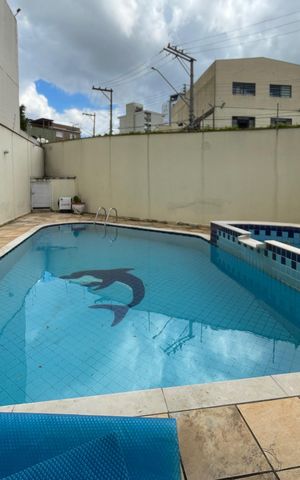 Casa de condomínio para alugar com 133m², 3 quartos e 2 vagas Casa de condomínio para alugar com 133m², 3 quartos e 2 vagasÁrea comum - Piscina