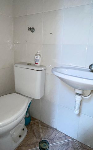 Casa de condomínio para alugar com 133m², 3 quartos e 2 vagas Casa de condomínio para alugar com 133m², 3 quartos e 2 vagasLavabo
