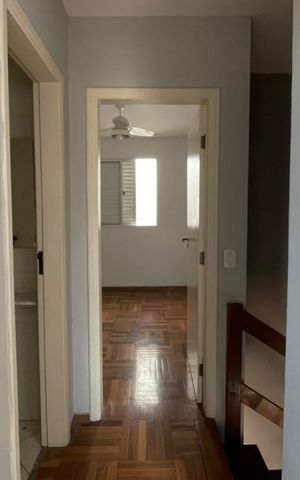 Casa de condomínio para alugar com 133m², 3 quartos e 2 vagas Casa de condomínio para alugar com 133m², 3 quartos e 2 vagasCorredor