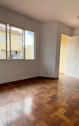 Casa de condomínio para alugar com 133m², 3 quartos e 2 vagas Casa de condomínio para alugar com 133m², 3 quartos e 2 vagasSala