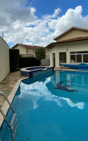 Casa de condomínio para alugar com 133m², 3 quartos e 2 vagas Casa de condomínio para alugar com 133m², 3 quartos e 2 vagasÁrea comum - Piscina