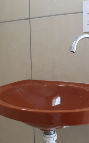 Studio para alugar com 30m², 1 quarto e sem vaga Studio para alugar com 30m², 1 quarto e sem vagaBanheiro