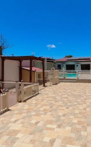 Casa para alugar com 180m², 4 quartos e 4 vagas Casa para alugar com 180m², 4 quartos e 4 vagasÁrea Externa