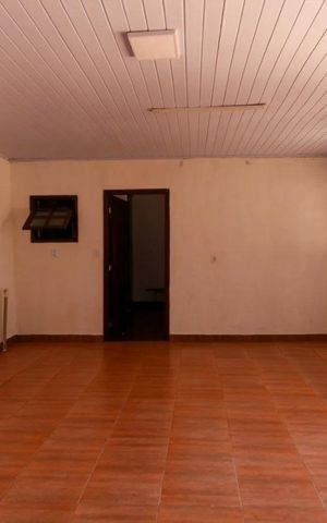 Casa para alugar com 180m², 4 quartos e 4 vagas Casa para alugar com 180m², 4 quartos e 4 vagasCozinha