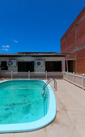 Casa para alugar com 180m², 4 quartos e 4 vagas Casa para alugar com 180m², 4 quartos e 4 vagasÁrea Externa